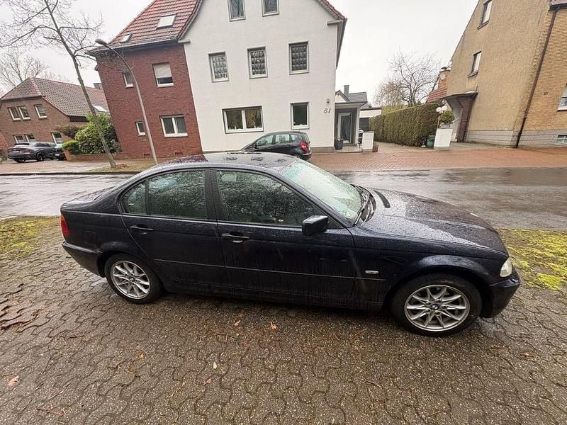 Gebraucht BMW 318 Performance 118 PS (86 kW) 1999 Schwarz Limousine