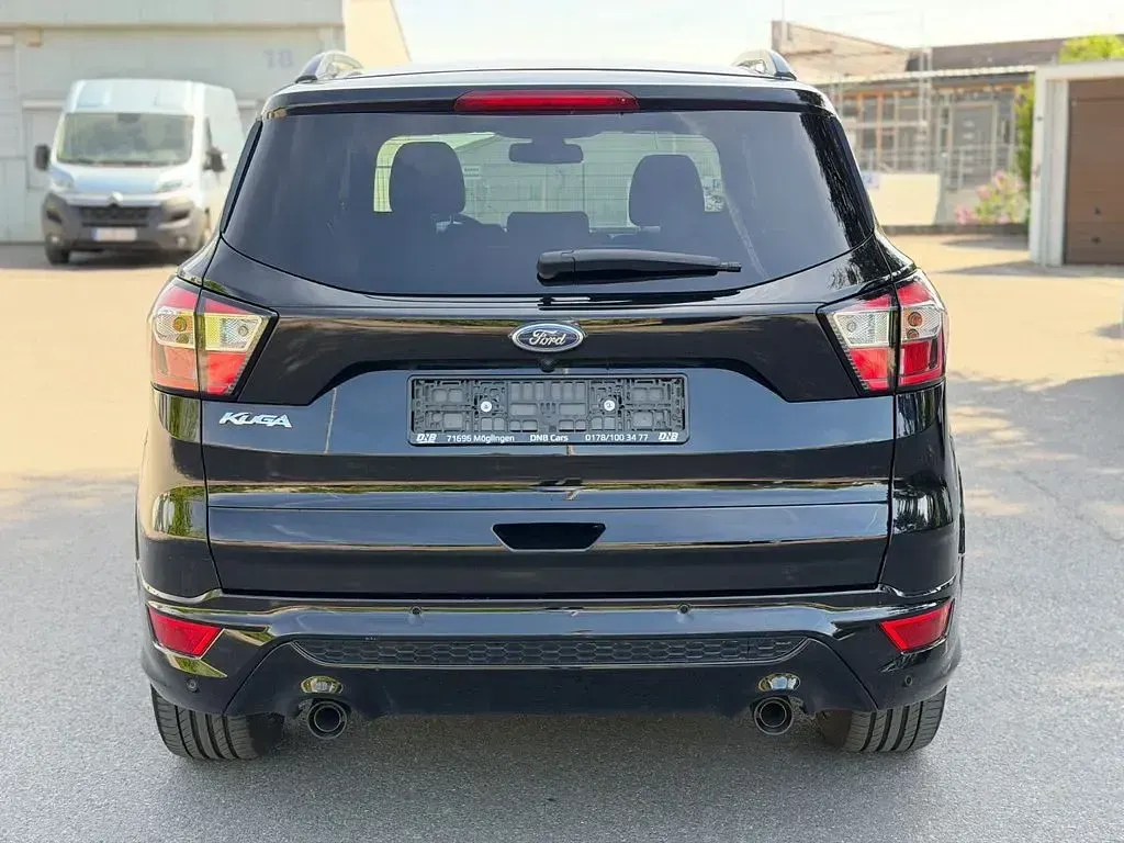 Gebraucht Ford Kuga ST-Line 179 PS (131 kW) 2018 Schwarz SUV
