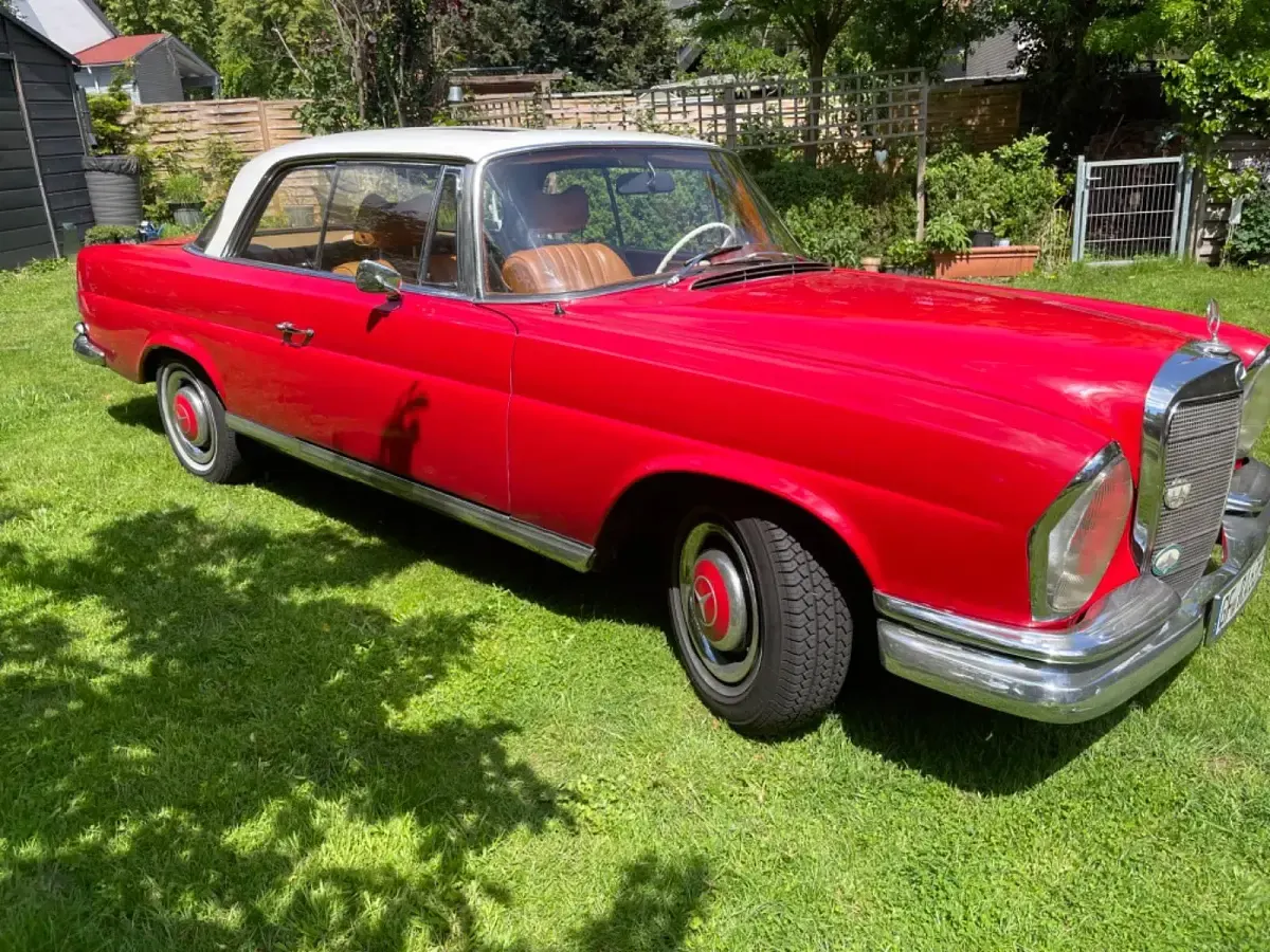 Gebraucht Mercedes W111 120 PS (88 kW) 1963 Rot Coupé