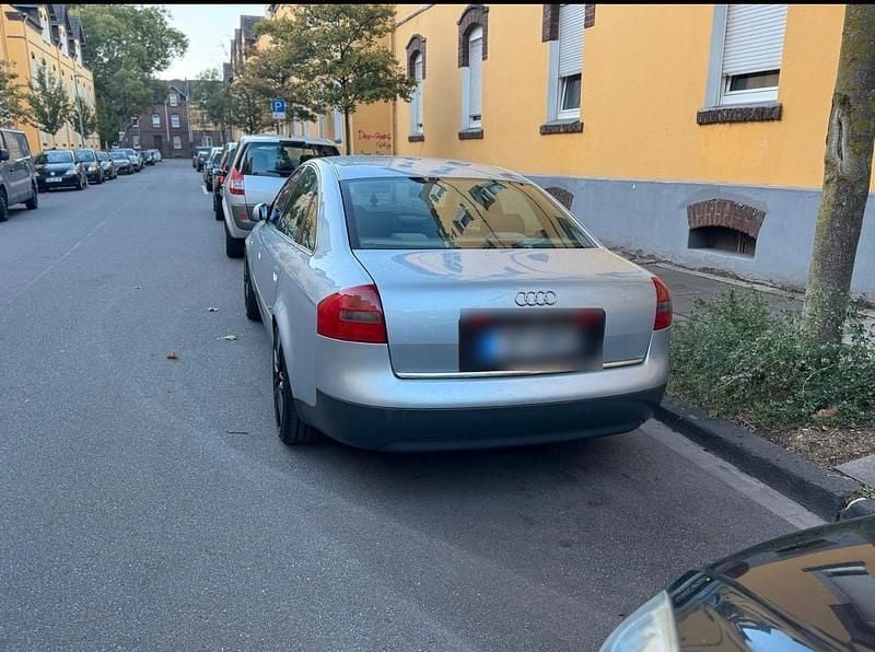 Gebraucht Audi A6 125 PS (91 kW) 1998 Silber Limousine