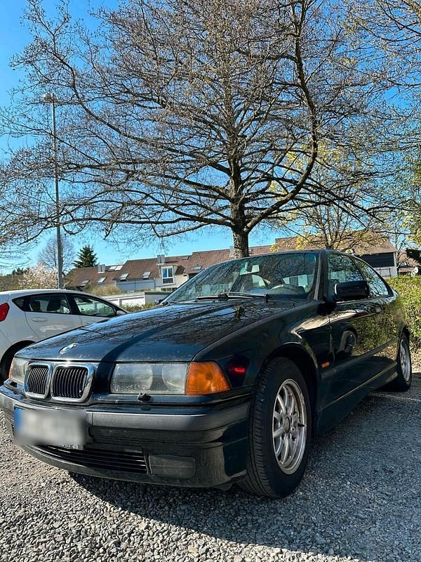 Gebraucht BMW 316 102 PS (75 kW) 1996 Schwarz Kleinwagen