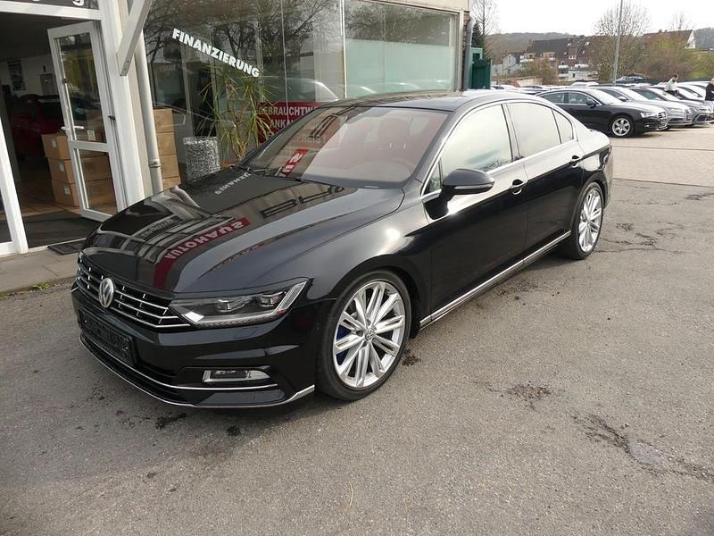 Gebraucht VW Passat Sport 220 PS (161 kW) 2016 Schwarz Limousine