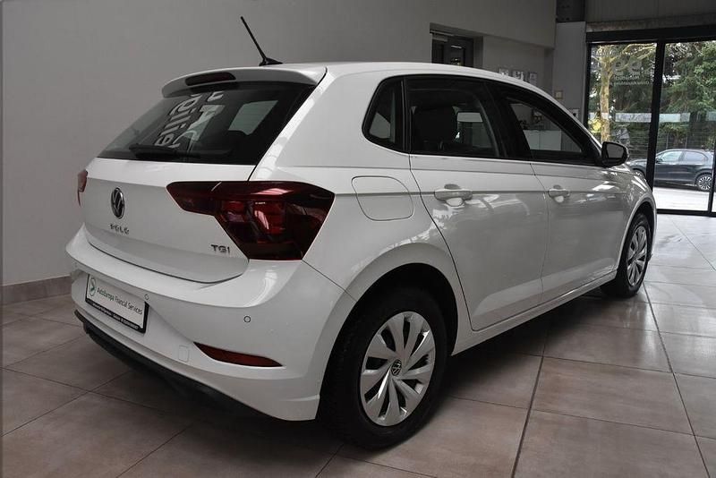 Gebraucht VW Polo Life 90 PS (66 kW) 2021 Weiß metallic Kleinwagen