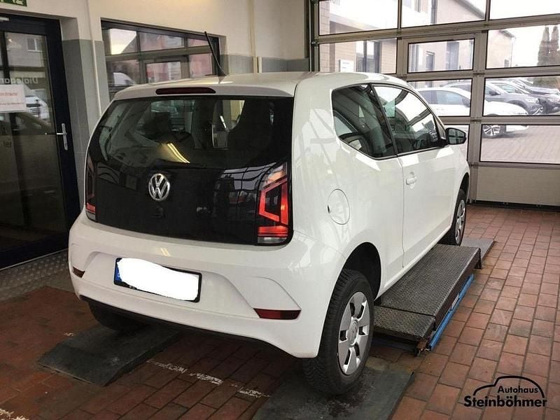 Gebraucht VW up! Move 60 PS (44 kW) 2019 Candyweiß (weiß) Kleinwagen