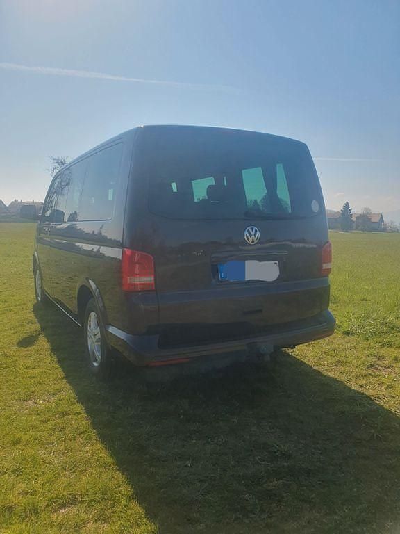 Second-hand VW Multivan 140 CP (102 kW) 2014 Mov Monovolum