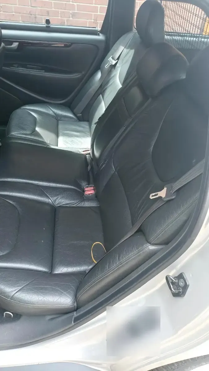 Usata Volvo V70 140 CV (102 kW) 2000 Argento Station wagon
