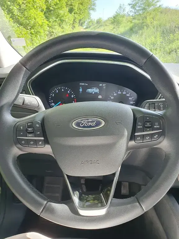 Gebraucht Ford Kuga Titanium 150 PS (110 kW) 2020 Grau SUV