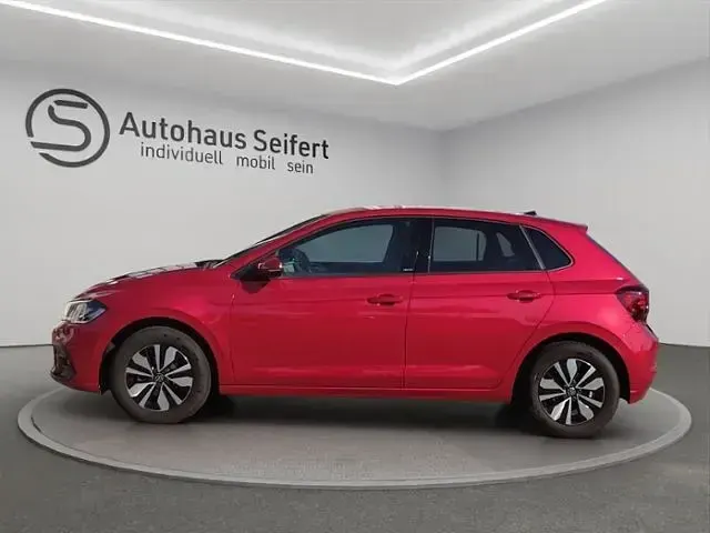 Gebraucht VW Polo Move 95 PS (69 kW) 2023 Kings red metallic (metallic) Kleinwagen