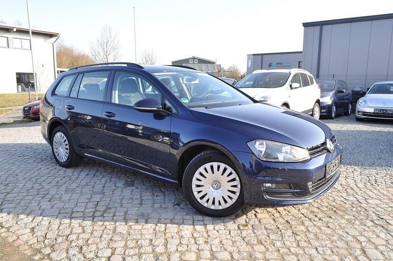 Gebraucht VW Golf VII S 122 PS (89 kW) 2014 Blau Kombi
