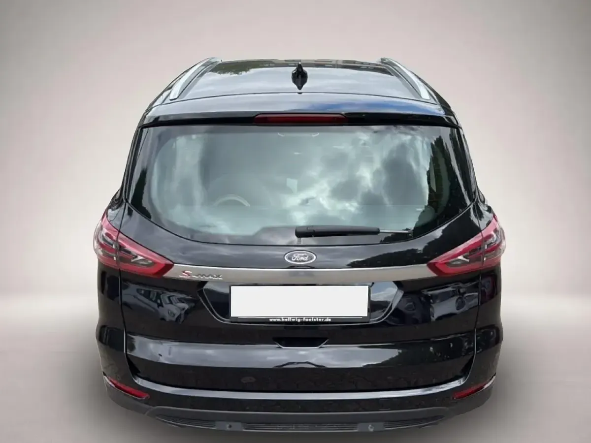 Gebraucht Ford S-MAX Trend 150 PS (110 kW) 2022 Manufacturer Van / Kleinbus