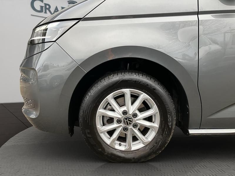 Gebraucht VW Multivan Life 150 PS (110 kW) 2024 Van / Kleinbus