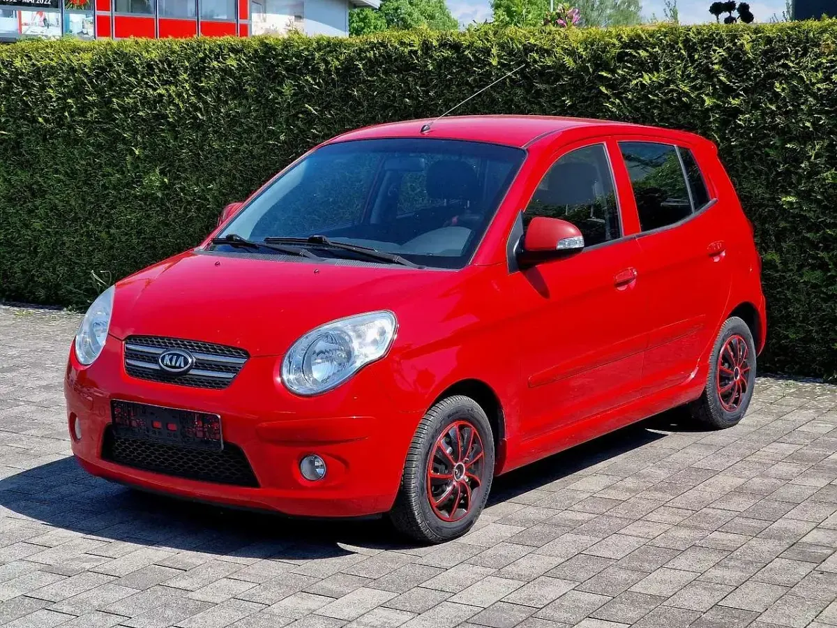 Gebraucht Kia Picanto 65 PS (47 kW) 2008 Scarlet red Kleinwagen