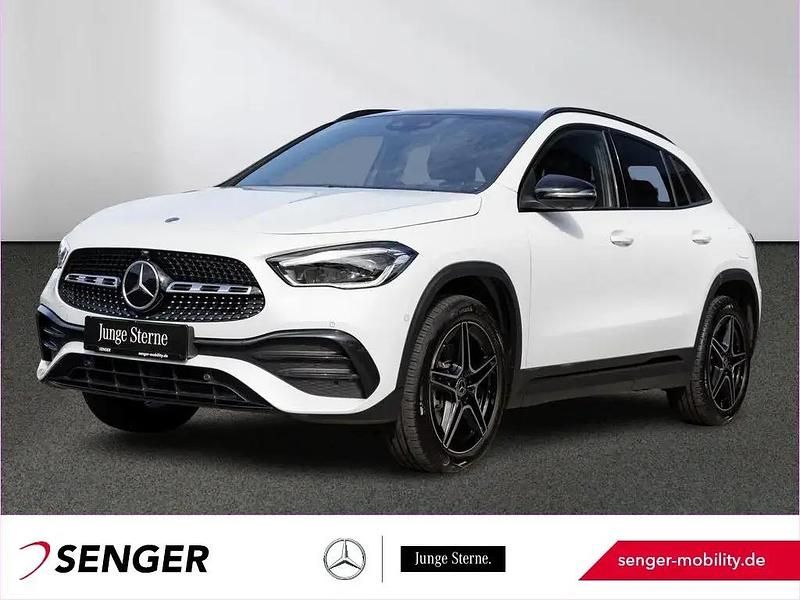 Digitalweiß Gebraucht 2022 Mercedes GLA250 AMG SUV | 38.240 € (Teuer) - Bild 1/1