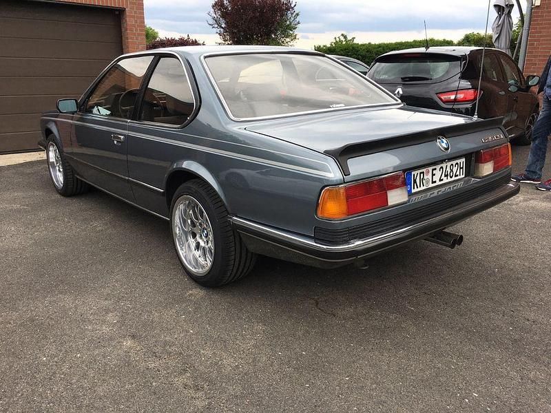 Gebraucht BMW 635 209 PS (153 kW) 1982 Blau Coupé
