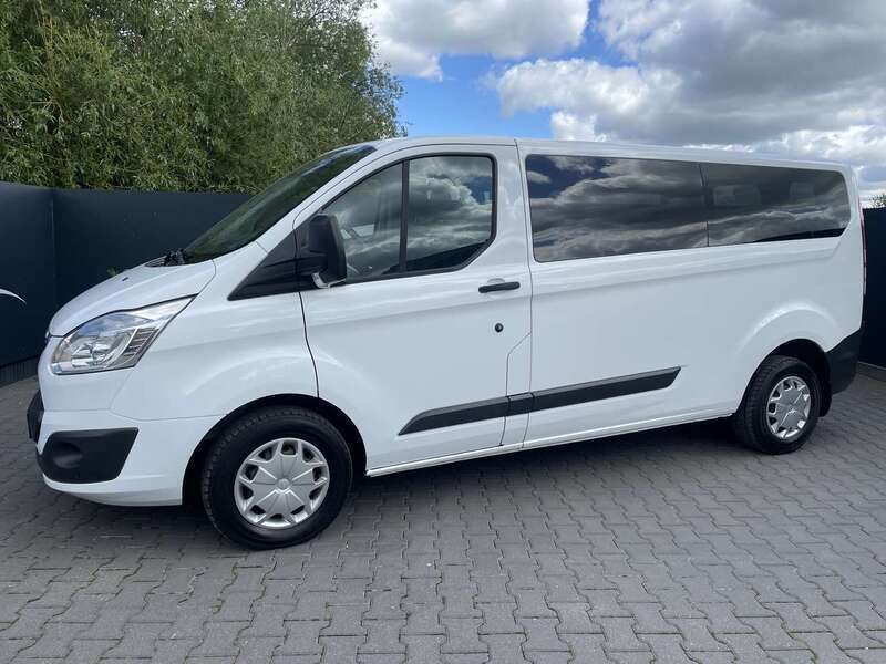 Gebraucht Ford Transit Custom Trend 131 PS (96 kW) 2017 Frostweiß Kombi