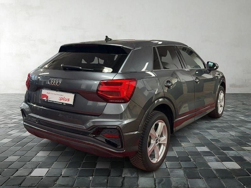 Gebraucht Audi Q2 Comfort 150 PS (110 kW) 2022 Daytonagrau perleffekt SUV
