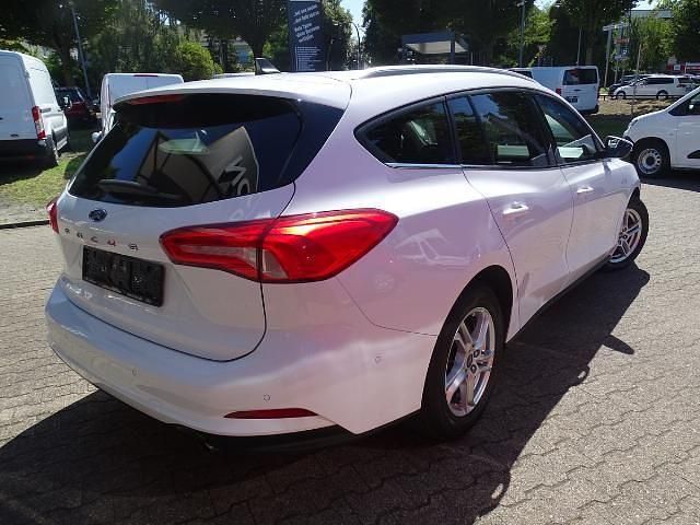 Gebraucht Ford Focus Cool & Connect 150 PS (110 kW) 2021 Weiß Limousine