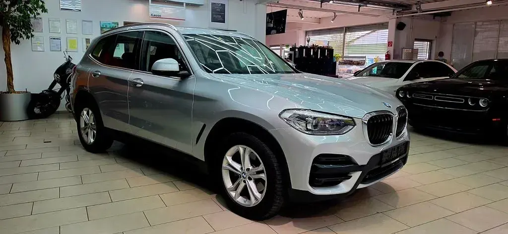 Gebraucht BMW X3 Advantage 190 PS (139 kW) 2020 Glaciersilber SUV