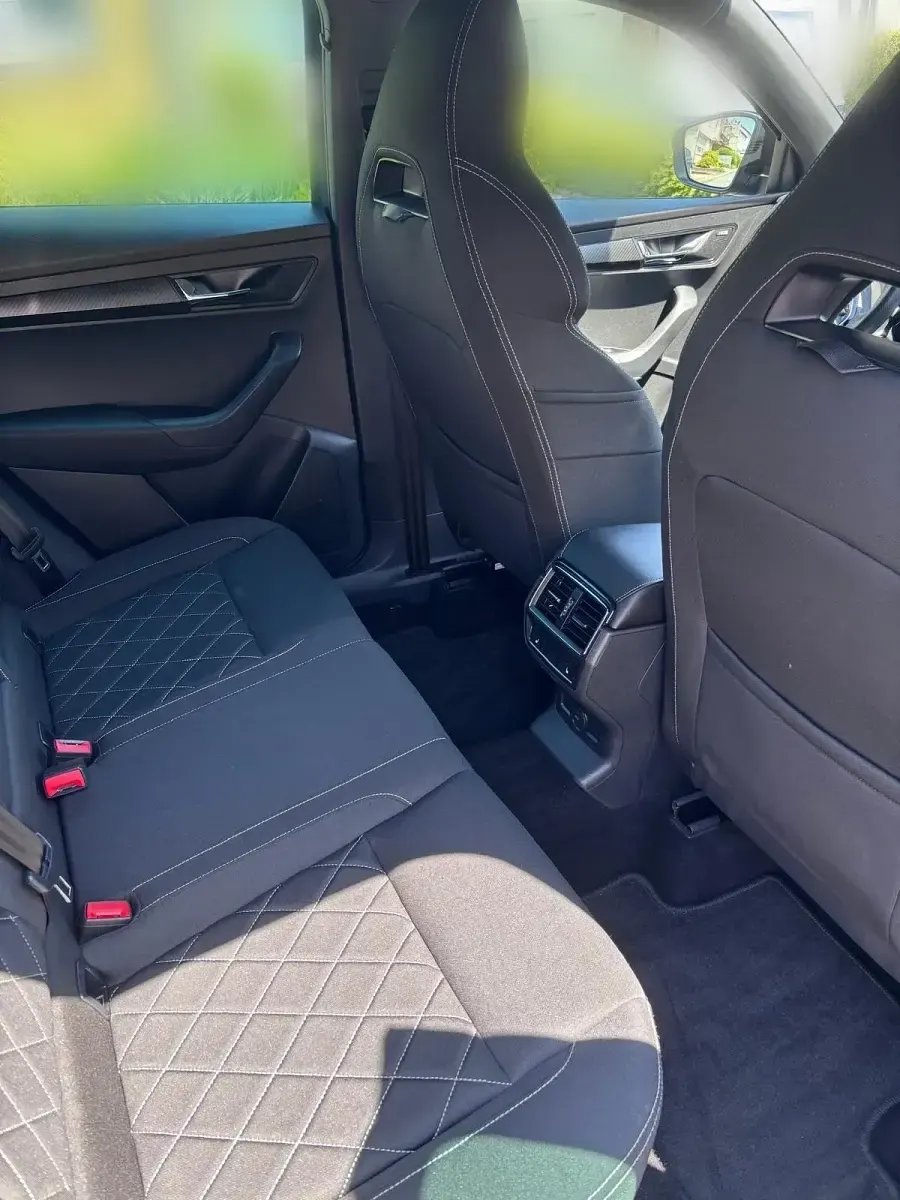 Gebraucht Skoda Karoq SportLine 150 PS (110 kW) 2019 Grau SUV