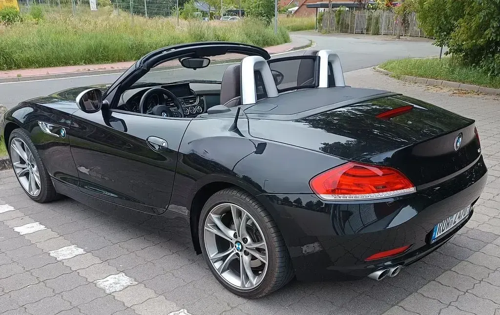 Gebraucht BMW Z4 Performance 156 PS (114 kW) 2013 Schwarz Cabrio