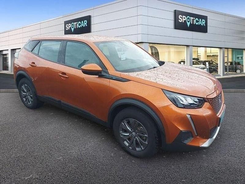 Gebraucht Peugeot e-2008 Active 100 kW (136 PS) 2020 Orange power (metallic) SUV