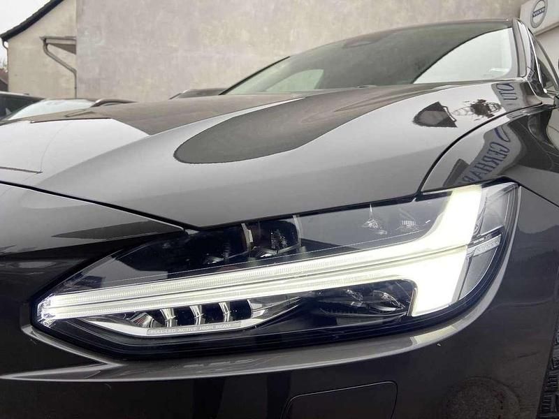 Gebraucht Volvo S90 Ultimate 235 PS (172 kW) 2022 Platinum grey metallic Limousine