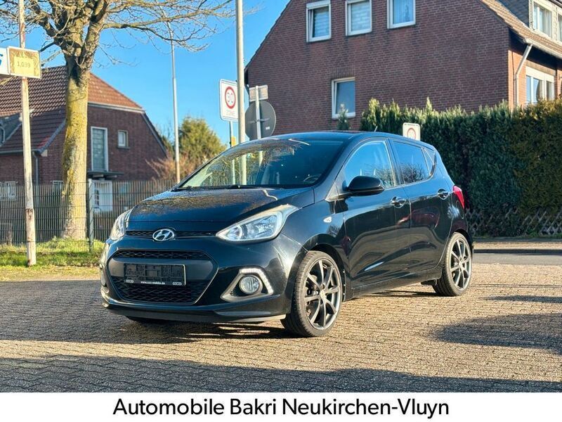 Schwarz Gebraucht 2014 Hyundai i10 Edition Kleinwagen | 4.799 € (Fairer Preis) - Bild 1/4