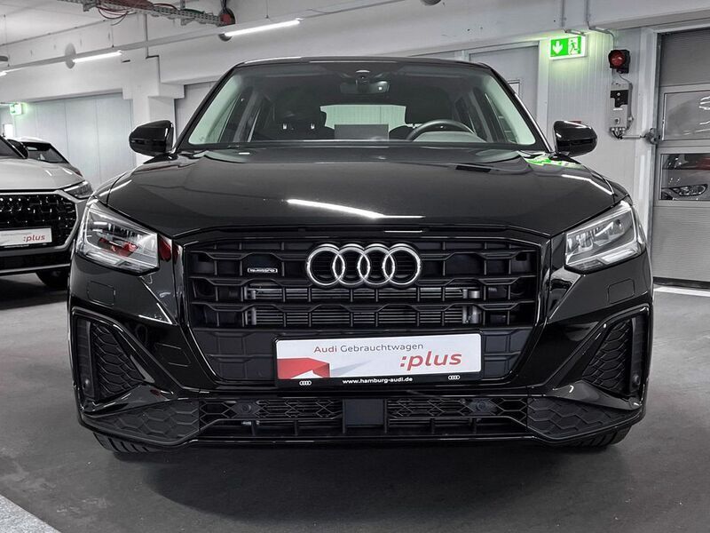 Gebraucht Audi Q2 S-Line 190 PS (139 kW) 2024 Mythosschwarz metallic SUV