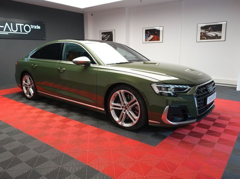 Grün Gebraucht 2022 Audi S8 Limousine | 84.890 € - Bild 1/4