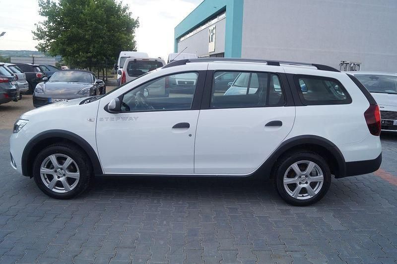 Gebraucht Dacia Logan MCV Stepway 90 PS (66 kW) 2019 Weiß Kombi