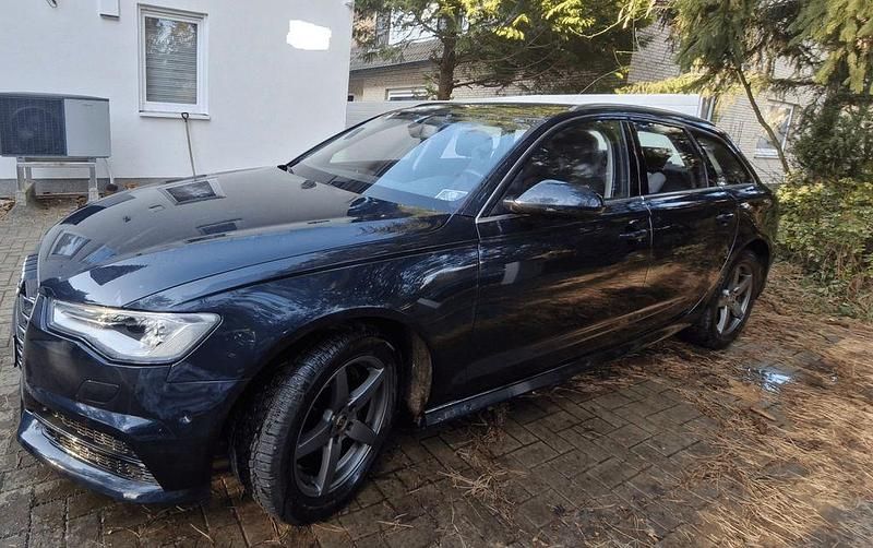 Gebraucht Audi A6 Ambiente 190 PS (139 kW) 2017 Blau Kombi