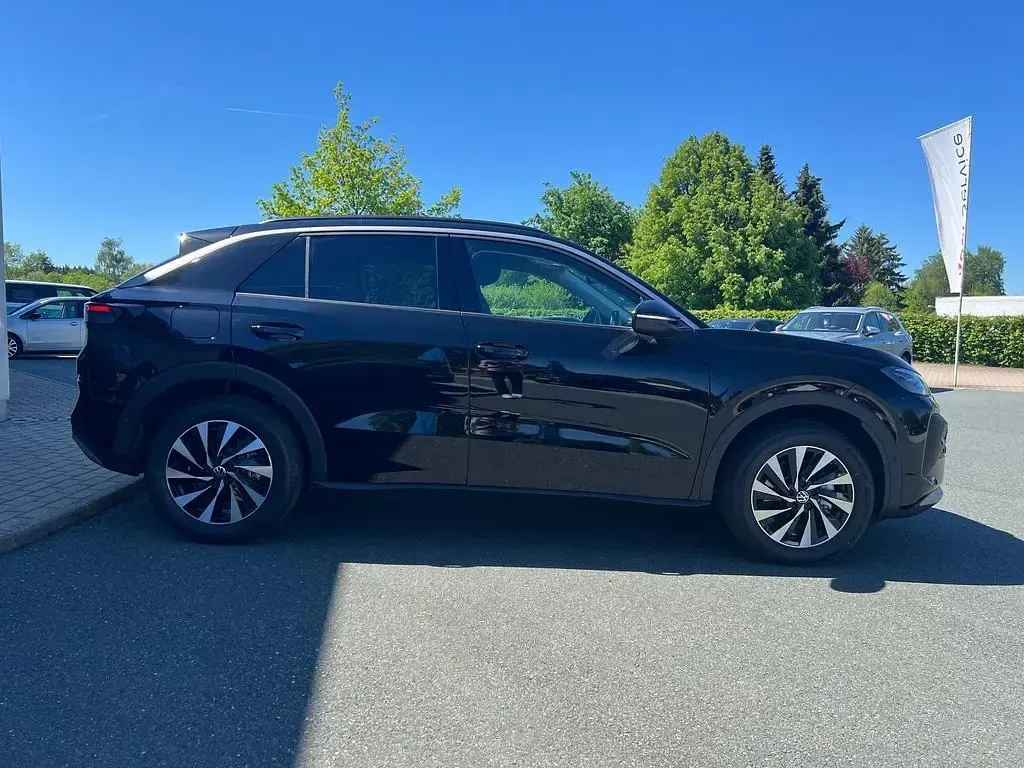 Neu VW T-Roc Life 150 PS (110 kW) 2026 Schwarz SUV