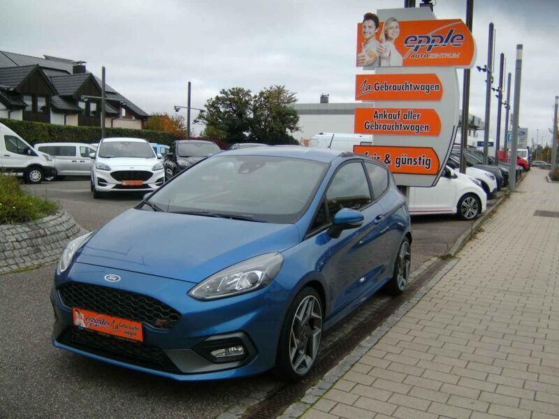 Performanceblau metallic Gebraucht 2020 Ford Fiesta ST Kleinwagen | 17.800 € (Fairer Preis) - Bild 1/4