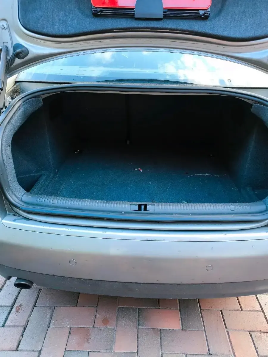 Używany Audi A4 130 KM (95 kW) 2001 Szary Sedan/Limuzyna