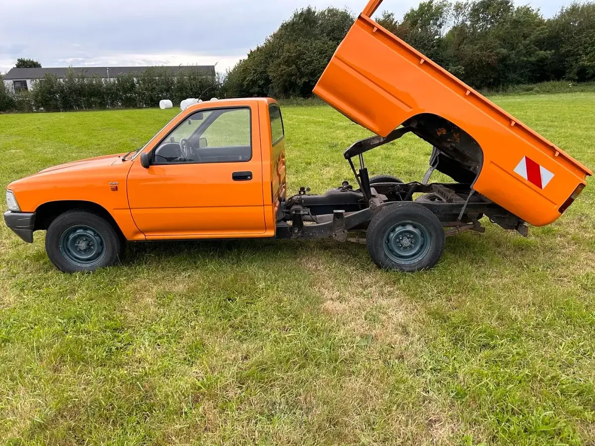 Gebraucht VW Taro 84 PS (61 kW) 1991 Orange Pickup