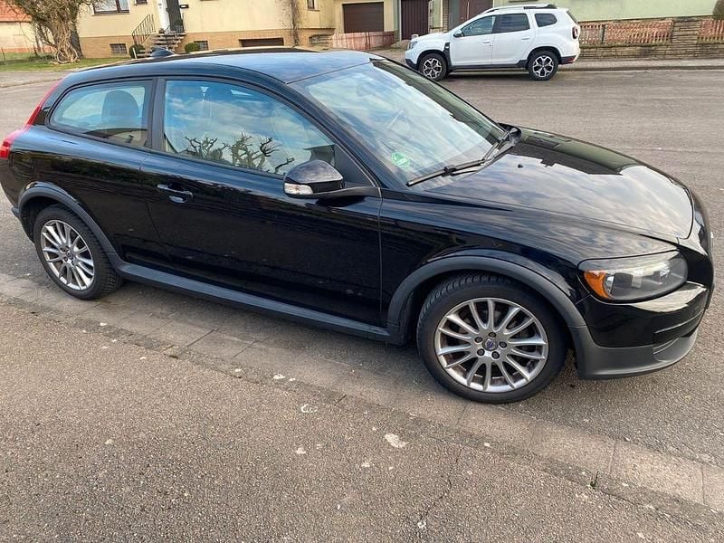 Gebraucht Volvo C30 101 PS (74 kW) 2009 Schwarz Kleinwagen