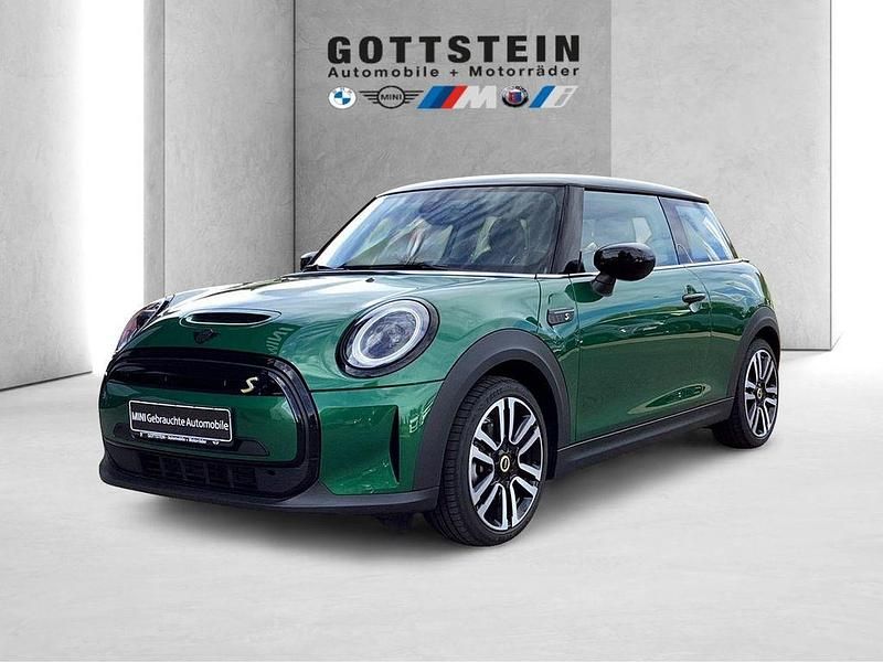 British racing green iv Gebraucht 2023 Mini Cooper SE Classic Kleinwagen | 18.830 € (Guter Preis) - Bild 1/3