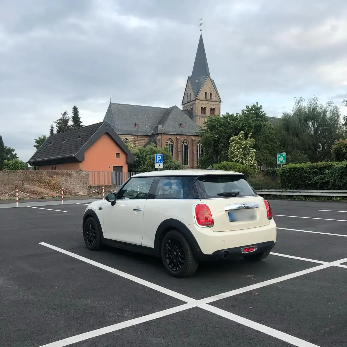 Usado Mini ONE 102 HP (75 kW) 2016 Branco Citadino