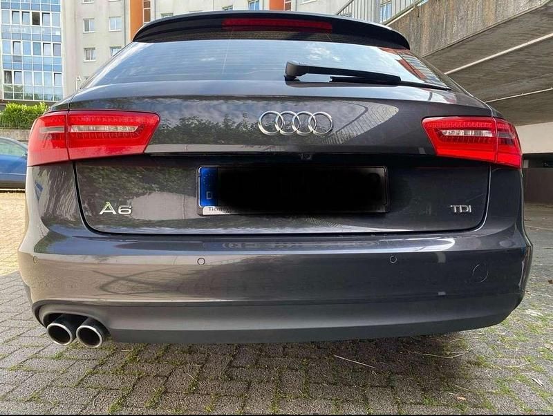 Gebraucht Audi A6 177 PS (130 kW) 2013 Grau Kombi