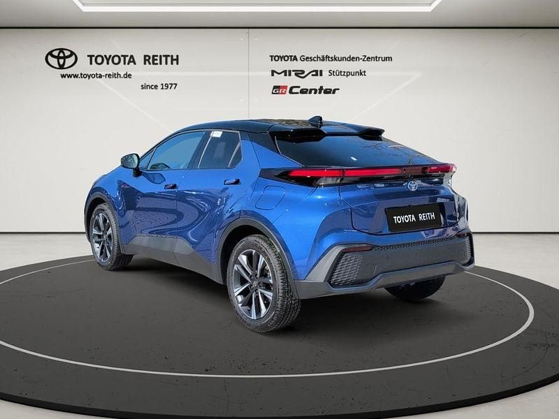 Neu Toyota C-HR 99 PS (72 kW) 2026 Dark blue mica (8n8)/ black (2 SUV