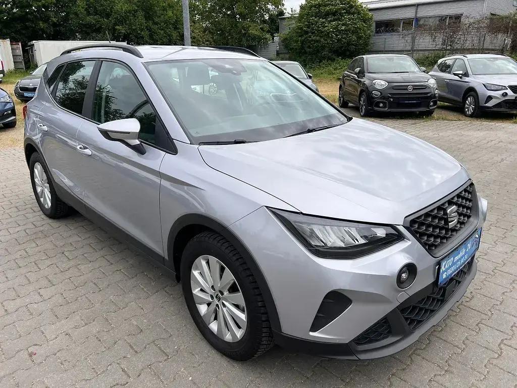 Gebraucht Seat Arona Style 90 PS (66 kW) 2023 "urban" silber SUV