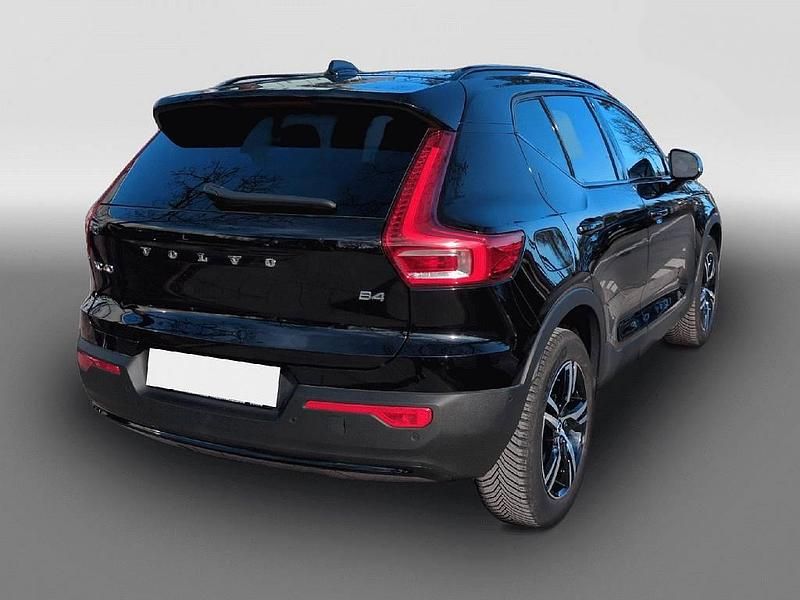 Gebraucht Volvo XC40 Plus 197 PS (144 kW) 2024 Schwarz SUV