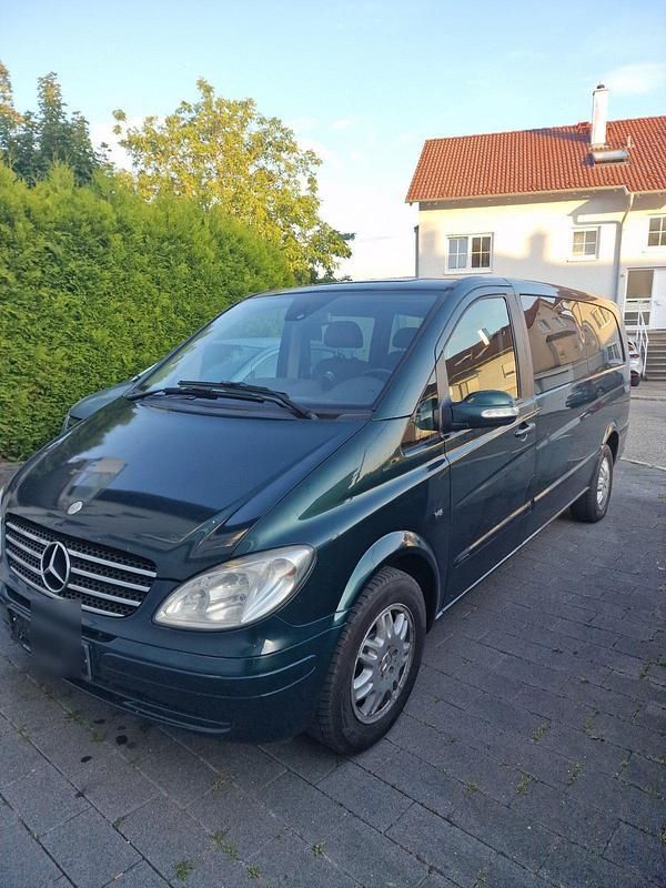 Grün Gebraucht 2007 Mercedes Viano Van / Kleinbus | 7.950 € (Superpreis) - Bild 1/4