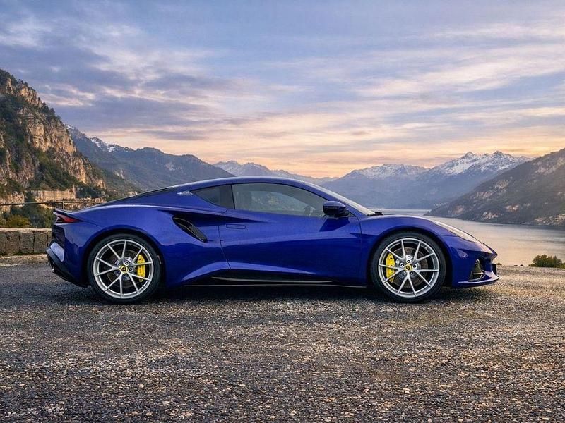 Neu Lotus Emira 405 PS (297 kW) 2026 Blau Coupé