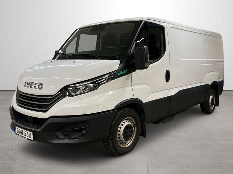 Gebraucht Iveco Daily 116 PS (85 kW) 2022 Weiß Van / Kleinbus