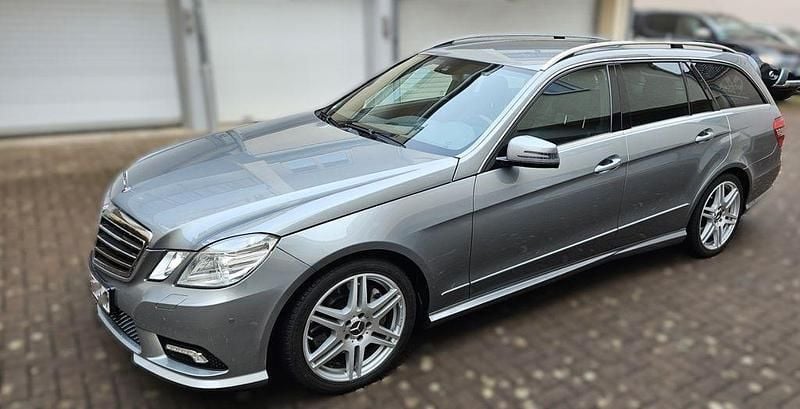 Gebraucht Mercedes E500 387 PS (284 kW) 2010 Grau Kombi
