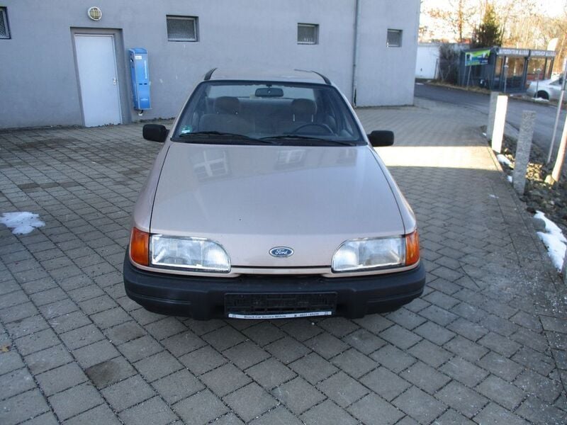 Gold Gebraucht 1987 Ford Sierra Limousine | 2.500 € - Bild 1/4