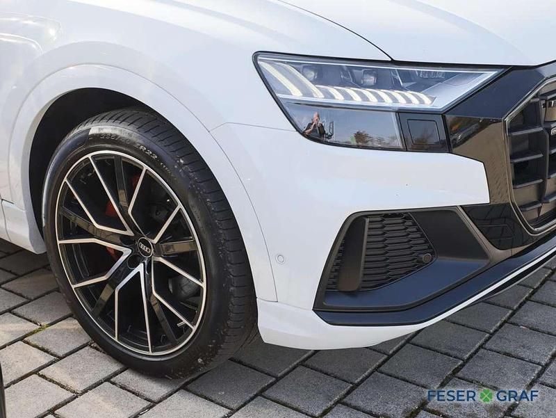 Gebraucht Audi Q8 Ambiente 286 PS (210 kW) 2022 Gletscherweiß SUV