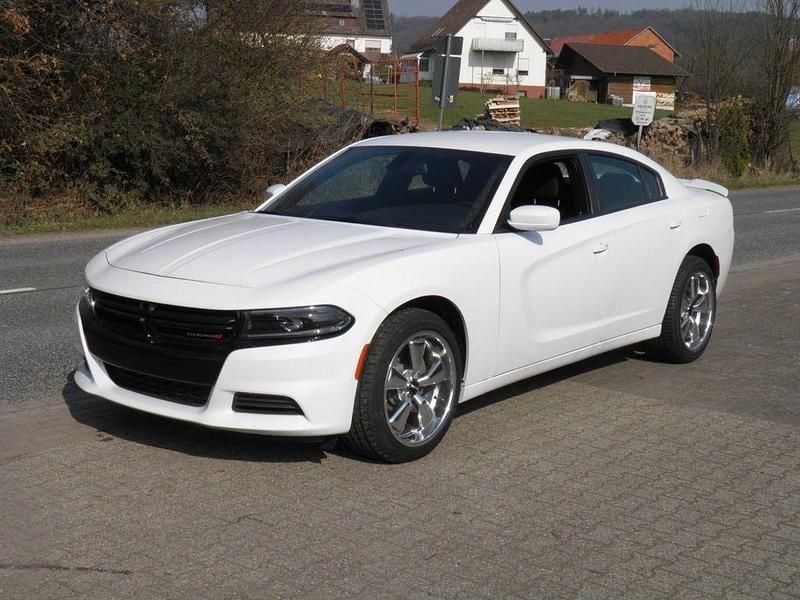 Gebraucht Dodge Charger SE 387 PS (284 kW) 2025 Weiß Limousine