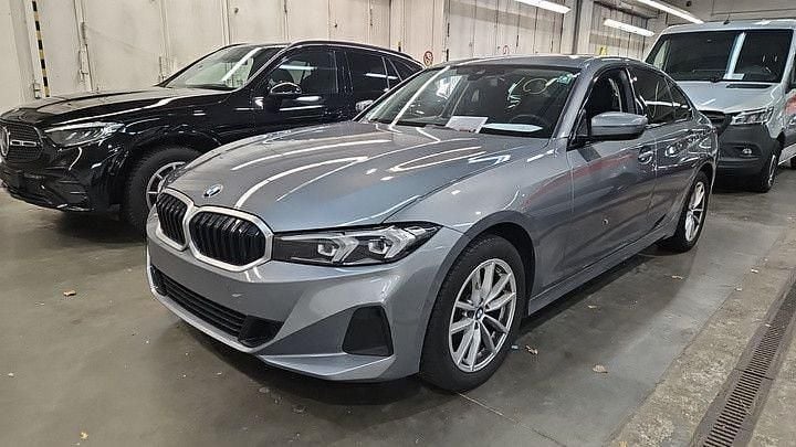 Gebraucht BMW 320 Shadowline 190 PS (139 kW) 2023 Grau Limousine